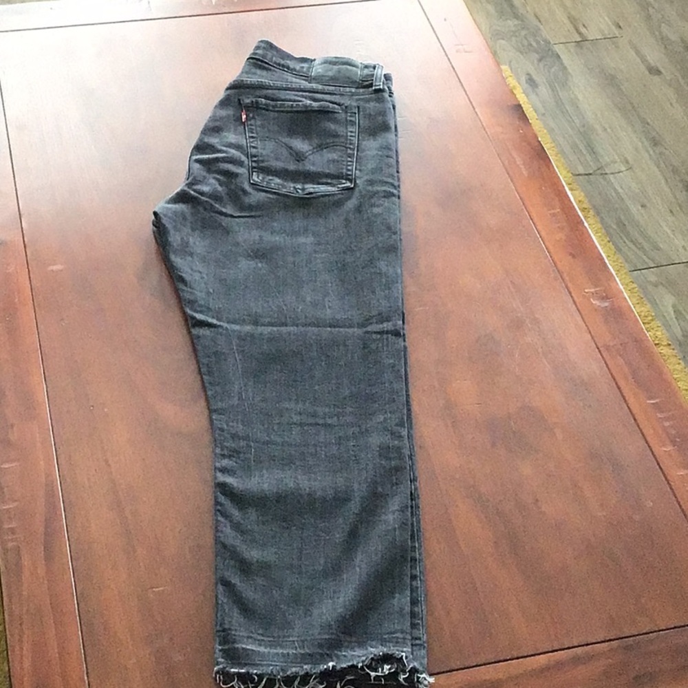 Levi Strauss/ Levi’s wedge straits black jeans